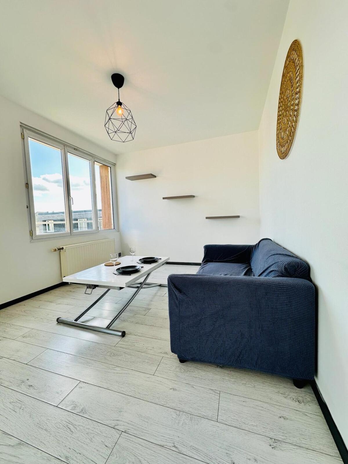 Appartement Spacieux A *