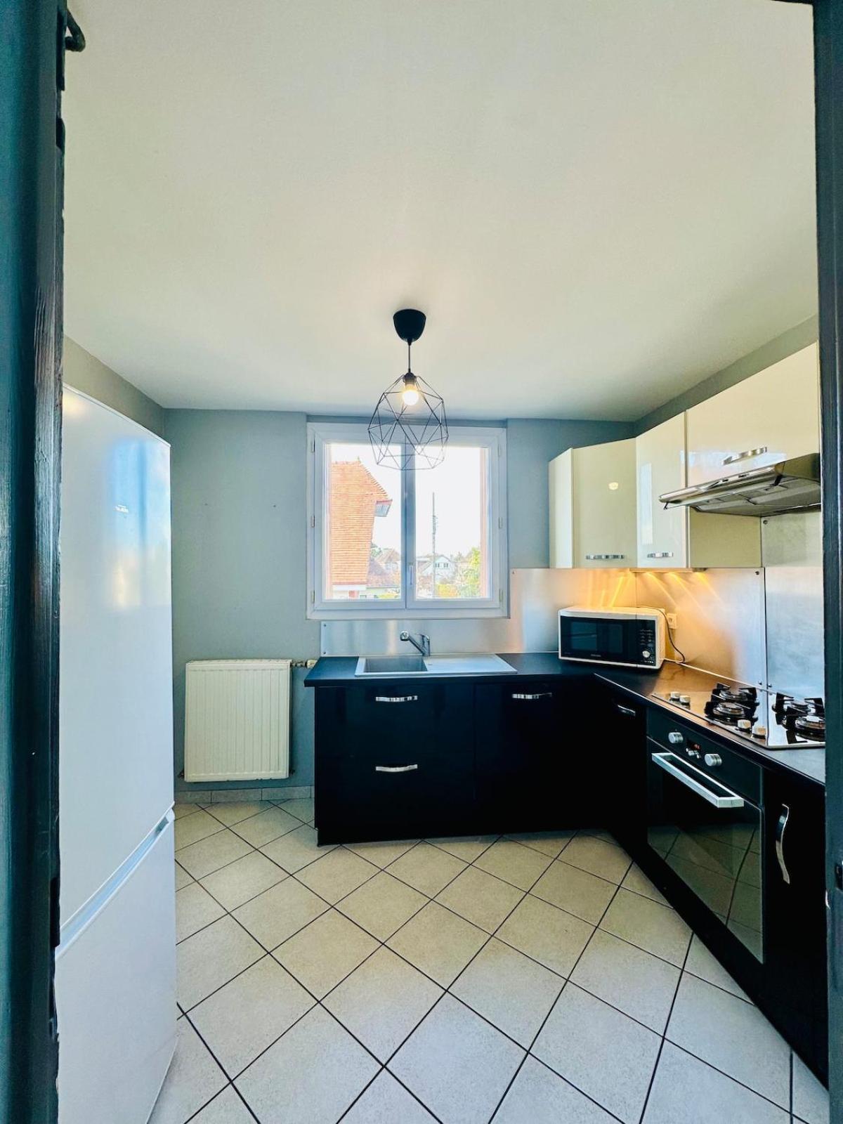 Appartement Spacieux A Caen